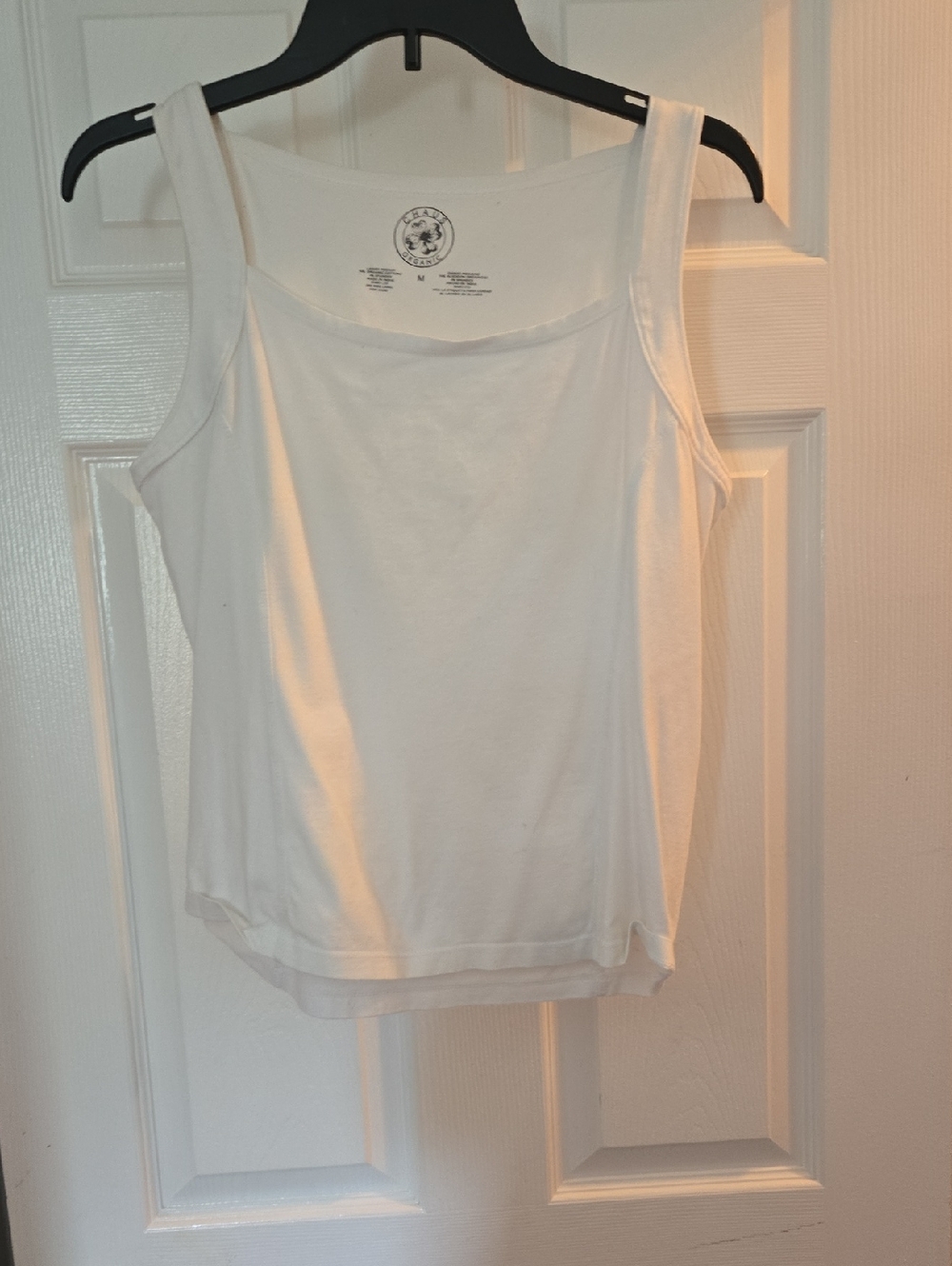 Chaus White Scoop Neck Tank Top